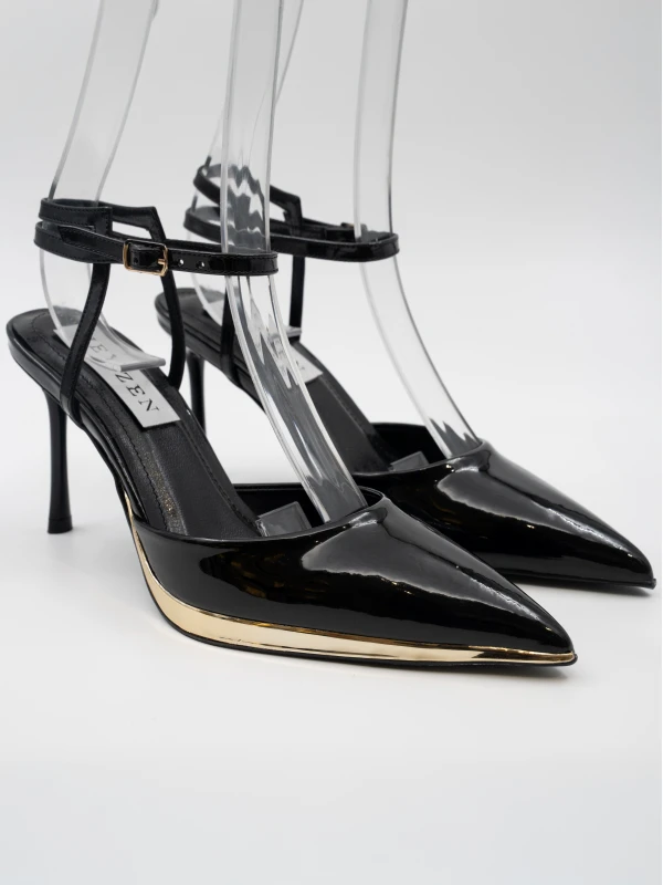 GOLD DETAYLI RUGAN TOPUKLU SİYAH