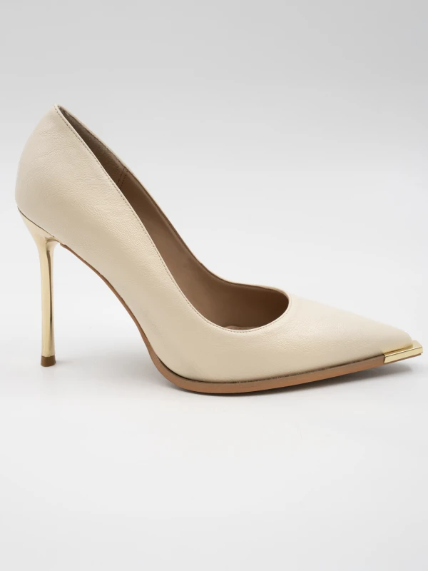 GOLD METAL DETAYLI TOPUKLU BEJ