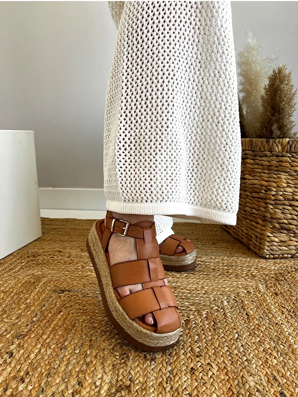 KALIN TABANLI DERİ SANDALET TABA