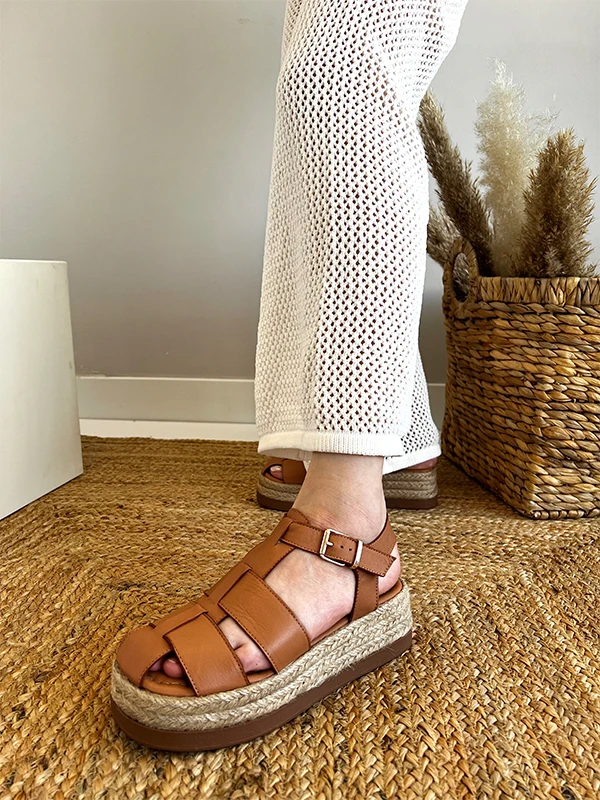 KALIN TABANLI DERİ SANDALET TABA