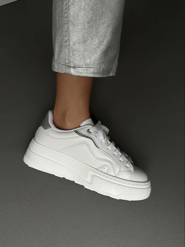 KALIN TABANLI SPOR AYAKKABI