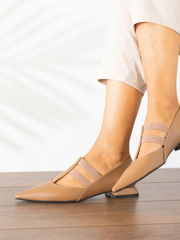 KISA TOPUK ÖN ÇİFT LASTİK DETAY BEJ