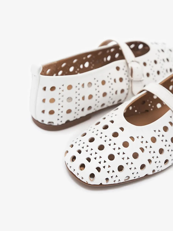 LAZER BASKI DETAYLI DERİ BABET BEYAZ