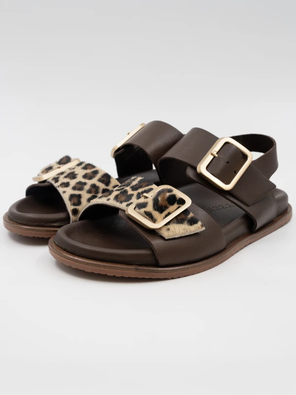 LEOPAR DETAYLI DERİ SANDALET KAHVE