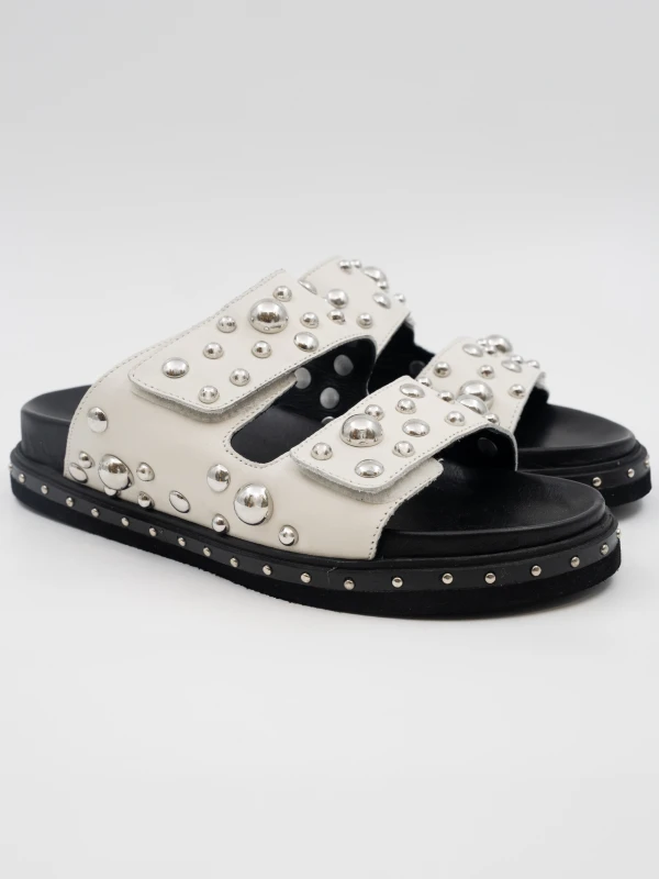 METAL DETAYLI CIRTLI DERİ TERLİK KREM