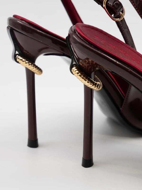 ÖKÇE GOLD TOKA DETAYLI TOPUKLU BORDO