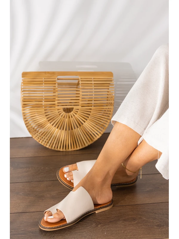 DERİ PARMAK ARASI TERLİK