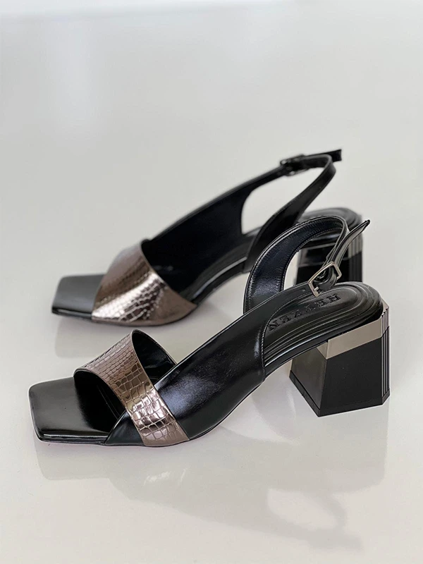 RUGAN KADIN TOPUKLU SANDALET PLATİN