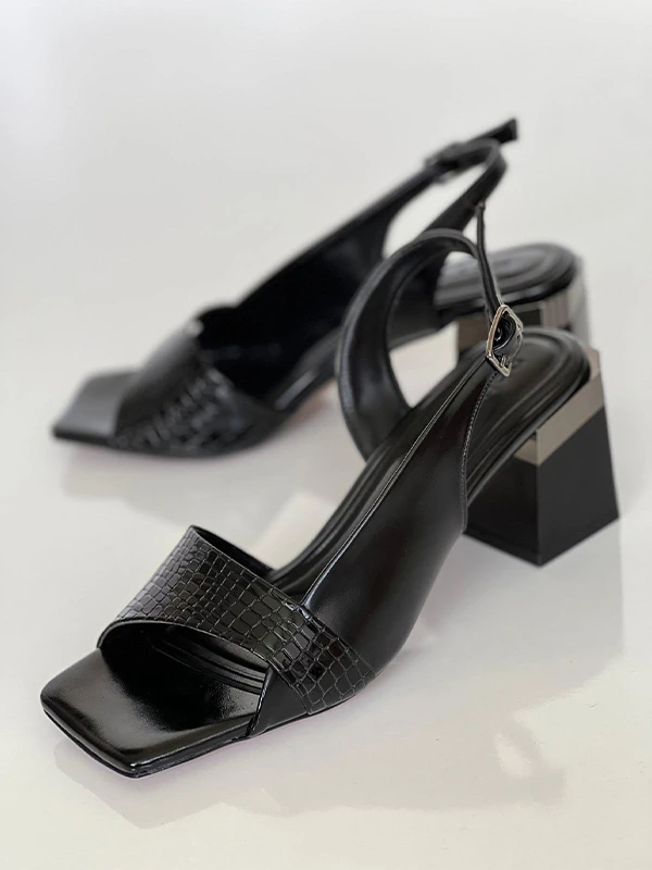 RUGAN KADIN TOPUKLU SANDALET SİYAH