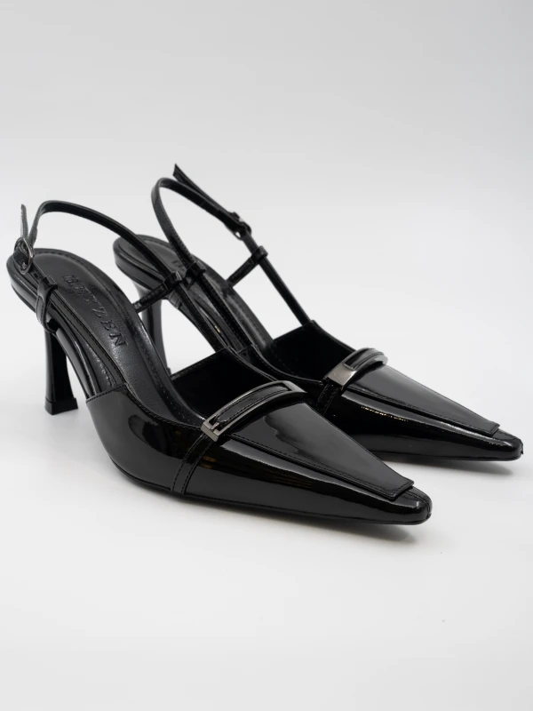 SİVRİ BURUN TOPUKLU SİYAH