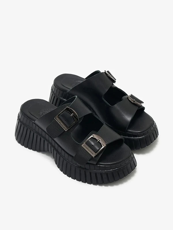 TOKA DETAYLI KALIN TABAN TERLİK SİYAH