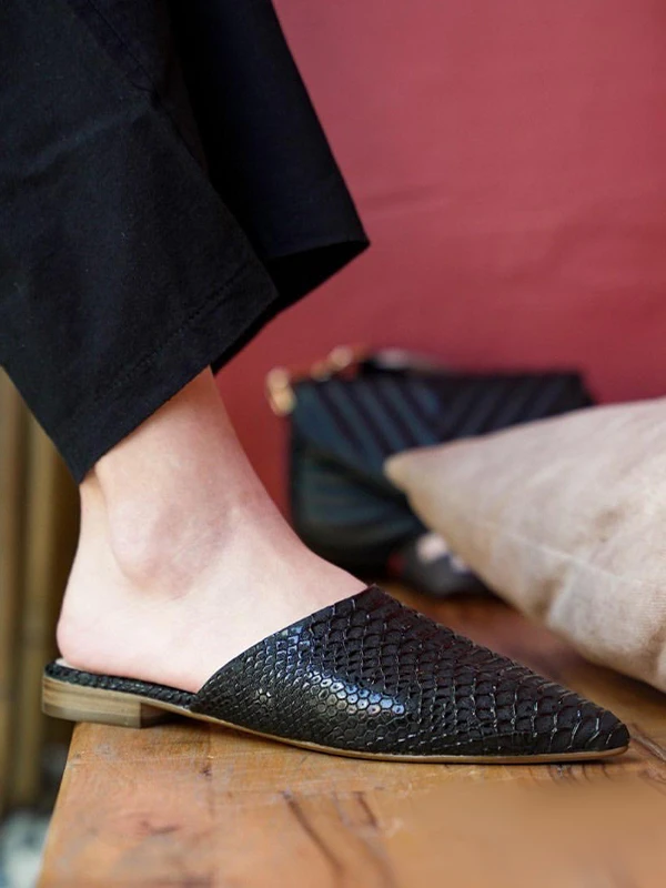 YILAN DESEN TERLİK SİYAH