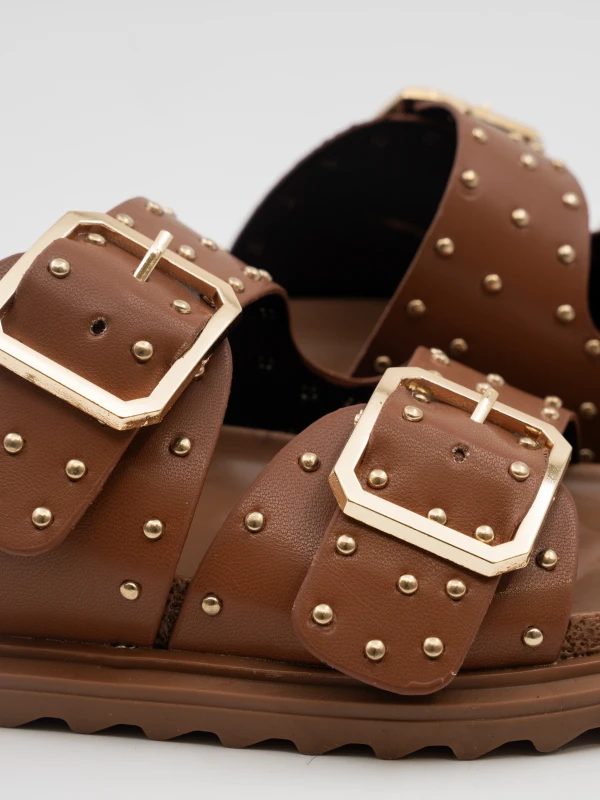 ZIMBA DETAYLI TERLİK TABA