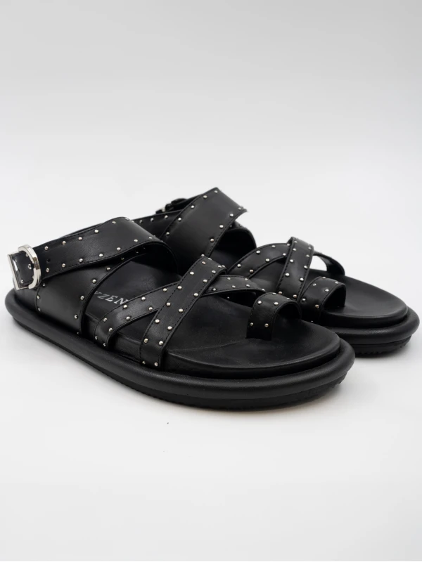 ZIMBALI BİLEKTEN BAĞLAMALI DERİ SANDALET SİYAH