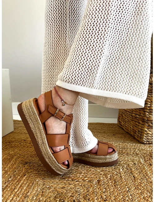 KALIN TABANLI DERİ SANDALET TABA