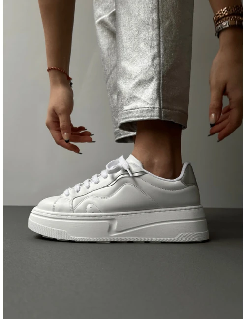 KALIN TABANLI SPOR AYAKKABI