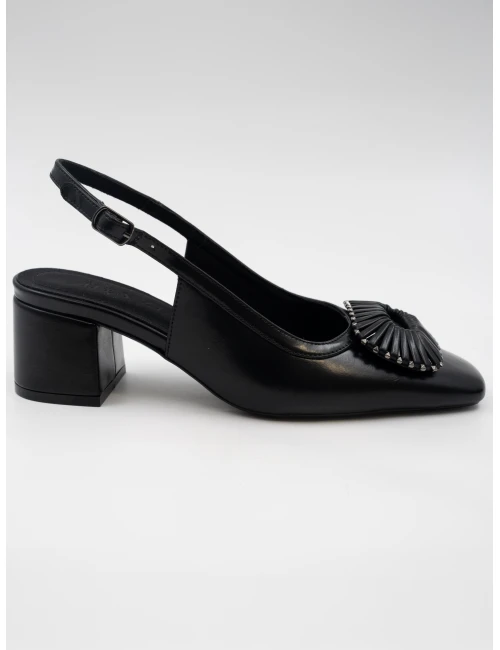 KARE BURUN TOKA DETAYLI TOPUKLU SİYAH