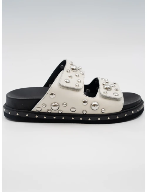 METAL DETAYLI CIRTLI DERİ TERLİK KREM