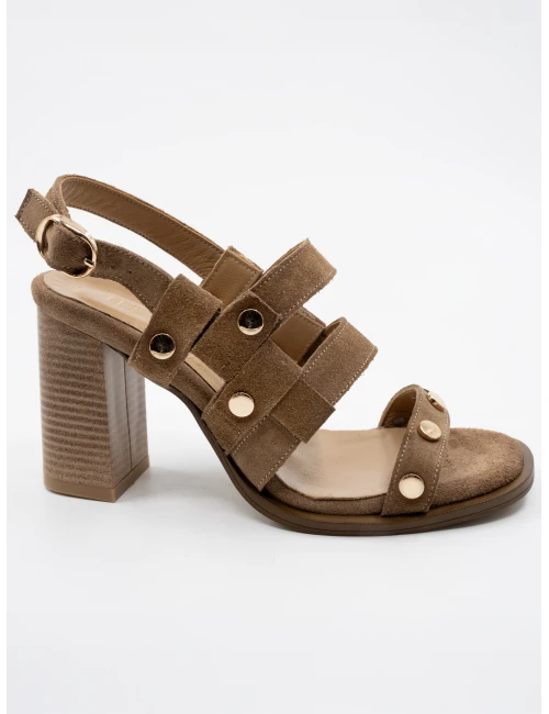 METAL ZIMBA DETAYLI DERİ SANDALET CAMEL