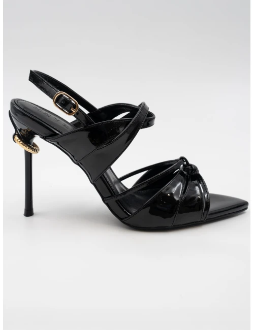 ÖKÇE GOLD TOKA DETAYLI TOPUKLU SİYAH