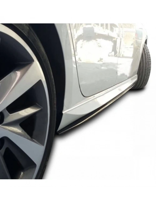 Leon MK3 Marşpiyel Altı Lip PARLAK SİYAH