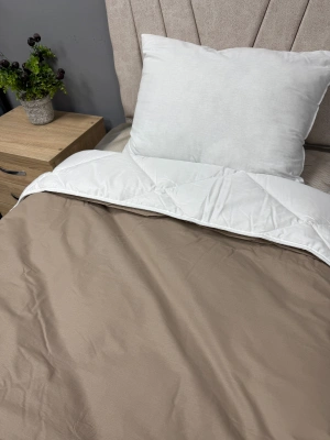 %100 Pamuk Ranforce Çift Kişilik Yorgan Çift Taraflı Sütlü Kahve-beyaz Düz Desenli Kapitoneli