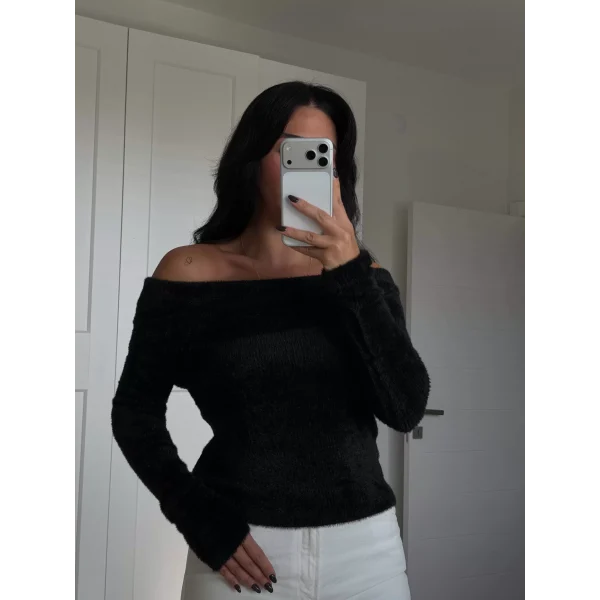 Dokulu Madonna Yaka Kazak-Siyah