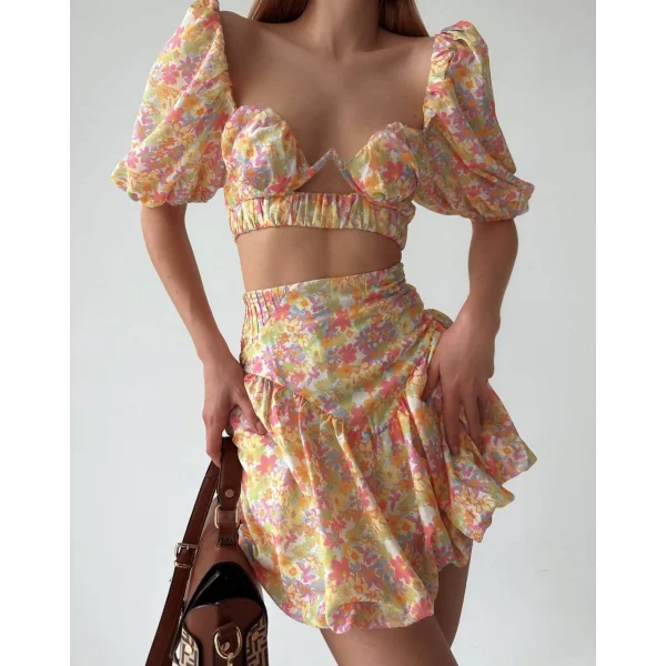 Çiçek Desenli Bluz