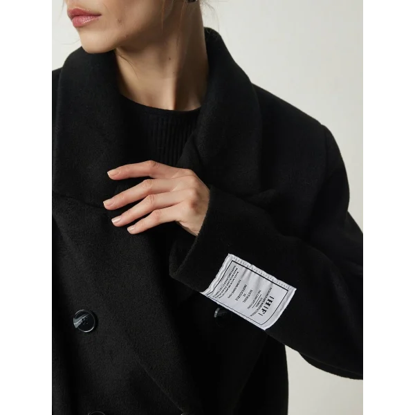 DÜĞMELİ YÜN KARIŞIMLI SİYAH KABAN