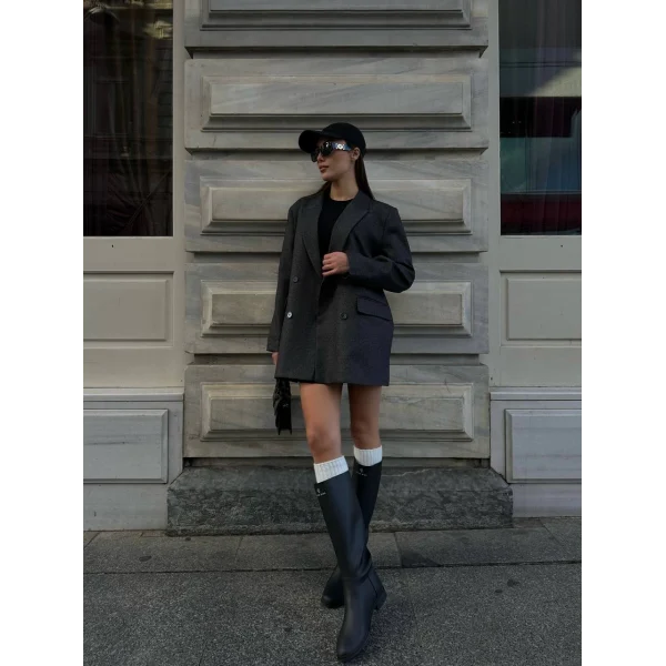 CEPLİ DÜĞMELİ GRİ CEKET