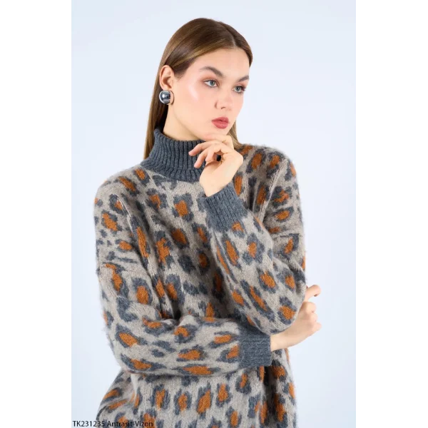 LEOPAR DESENLİ TRİKO KAZAK