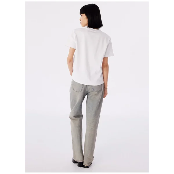 Bisiklet Yaka Zincir Detay Beyaz Kadın Tişort