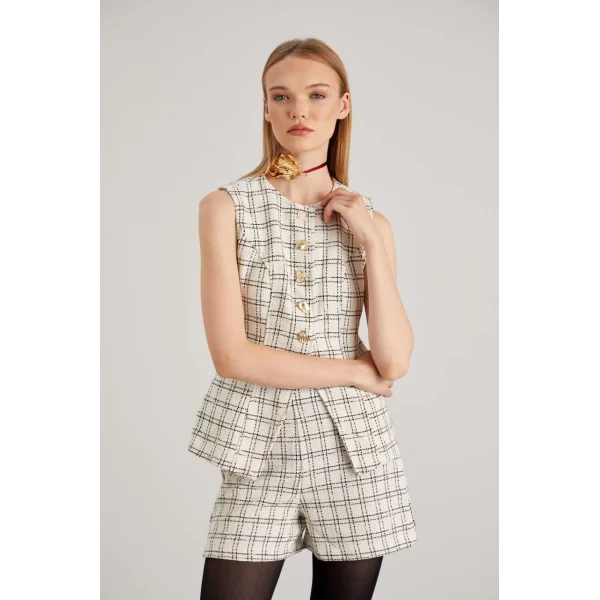 Ekose Desenli Yelek Şort Takım Ekru