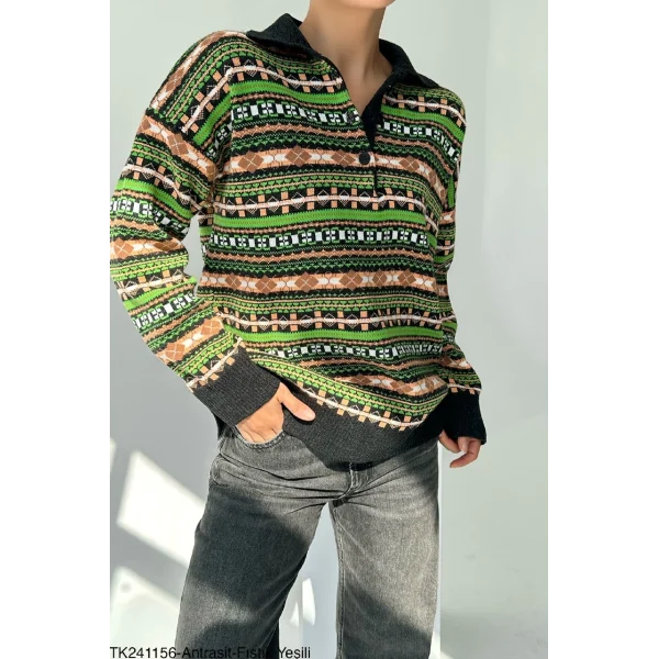 Çok Renkli Polo Yaka Kilim Desenli Triko