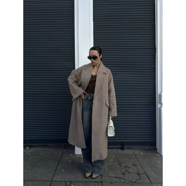 Kahverengi Balıksırtı Desenli Oversize Kaban