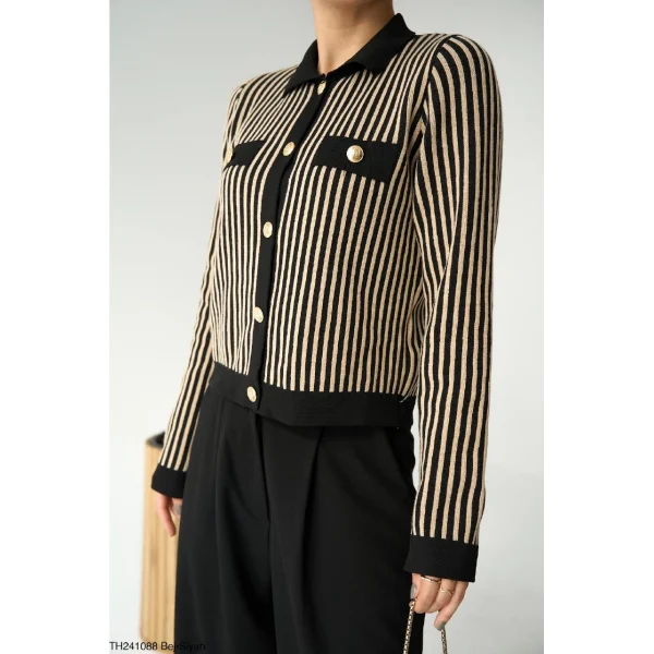 Gold Düğme Çizgili Triko Hırka