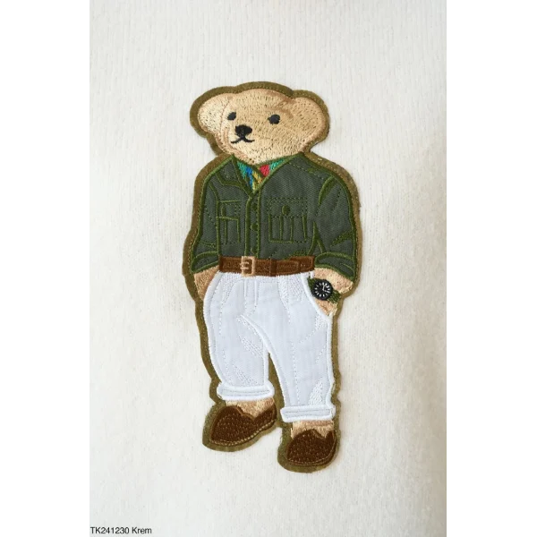 Ayı Desenli Beyaz Kazak