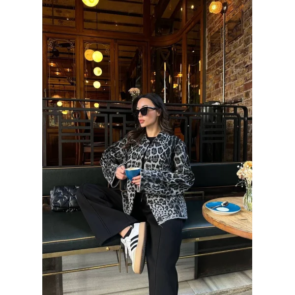 Gri Leopar Desenli Hırka Ceket