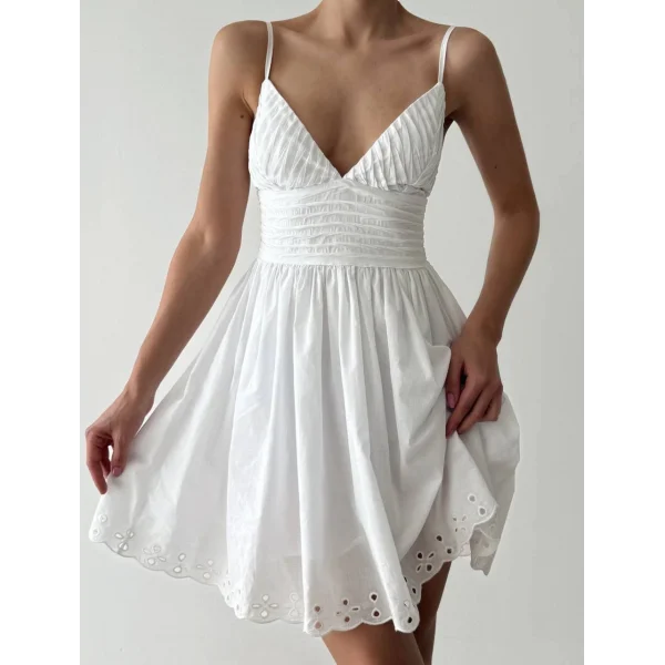 Kırışık Dokulu Brode Detaylı Askılı Mini Elbise Beyaz