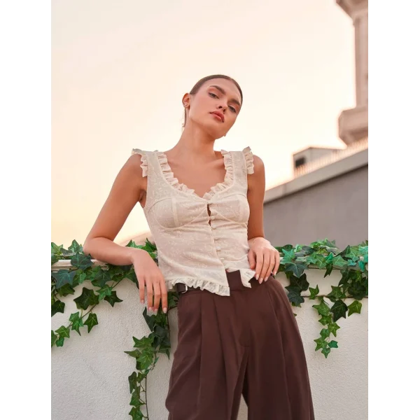 Fırfır Detaylı Dantel Bluz