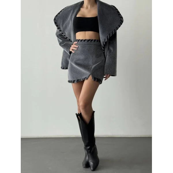 Nakış Detaylı Kürk Ceket Etek Takım-Gri