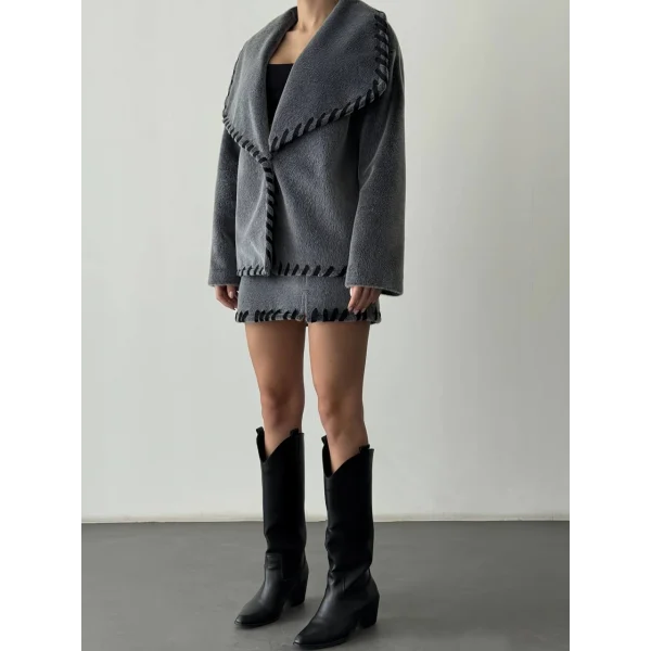 Nakış Detaylı Kürk Ceket Etek Takım-Gri