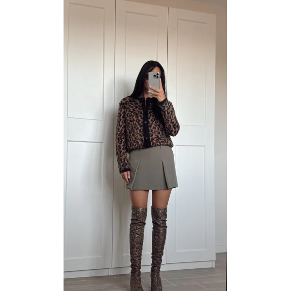 Bisiklet Yaka Kahverengi Leopar Desenli Hırka