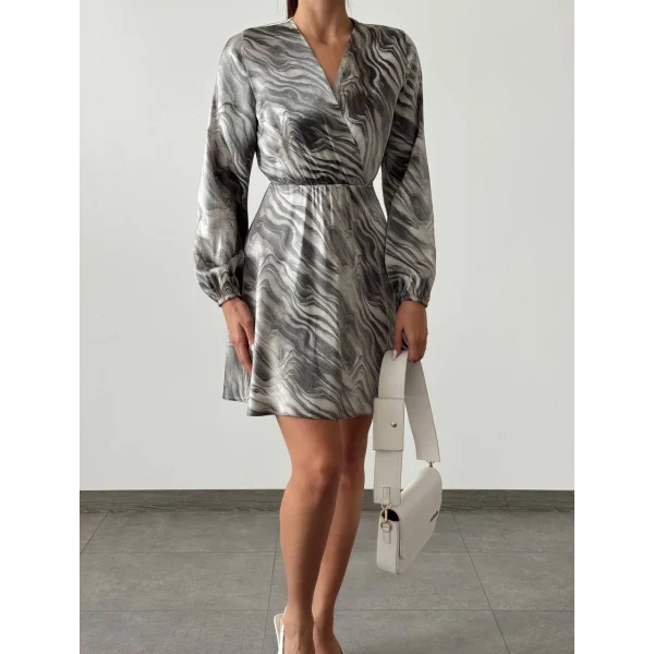 DESENLİ SATEN KRUVAZE ELBİSE SİYAH