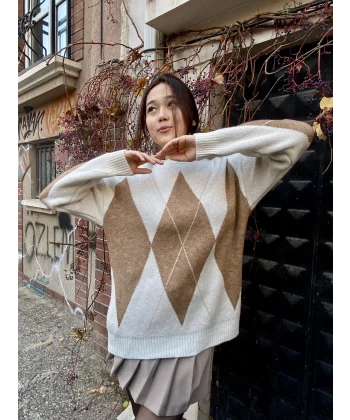 EKRU CAMEL BAKLAVA DESENLİ KAZAK