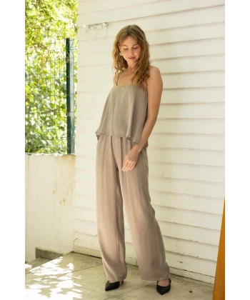 Premium Serisi Askılı Bluz Pantolon Takım-Vizon