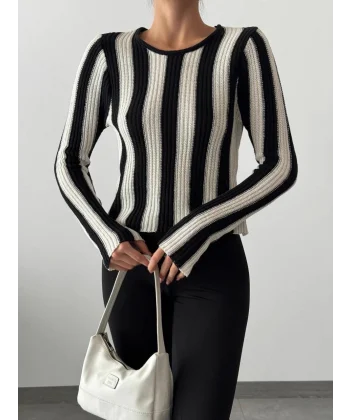 SİYAH BEYAZ ÇİZGİLİ TRİKO BLUZ