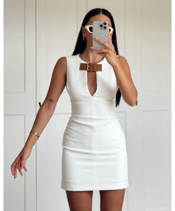 Kemer Aksesuarlı Dekolteli Mini Elbise Ekru