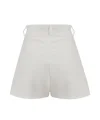 Düğme Detaylı Beyaz Şort