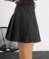 ÇİZGİLİ PİLİSELİ KAŞE MİNİ ETEK SİYAH